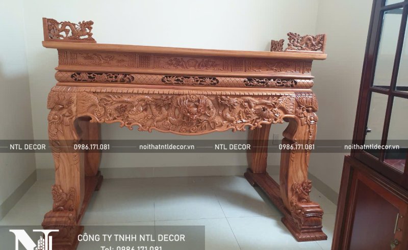Bàn thờ gỗ tự nhiên giả cổ - hiện đại đẹp cao cấp nhất thị trường 2025