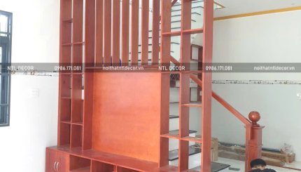 Vách trang trí phòng khách gỗ tự nhiên đẹp 2025